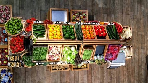 Lebensmittelunternehmen sind zwar allgemein gegen Haftungsrisiken versichert, diese decken aber die Risiken aus der neuen Gentechnik nicht ab. (Bild: Serge Le Strat).